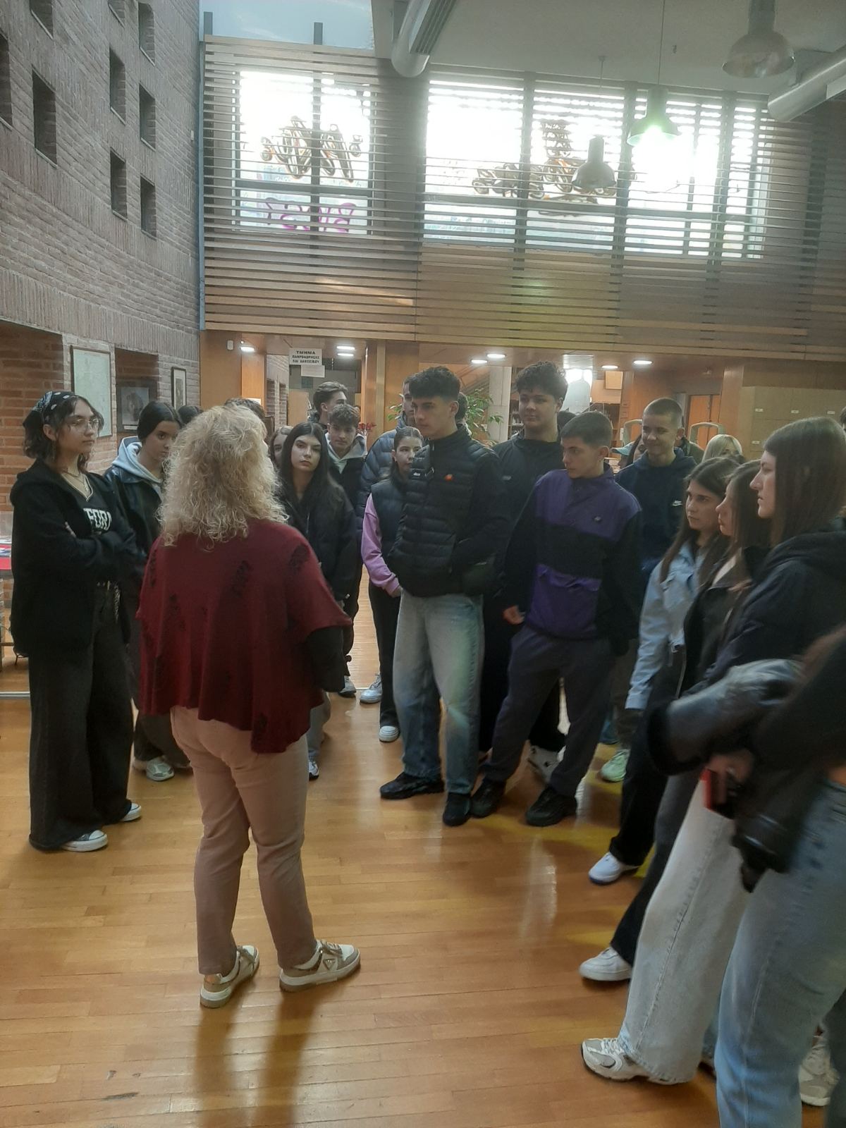 Φωτογραφία 4 - Στο Αστεροσκοπείο και στη Βιβλιοθήκη του ΑΠΘ.