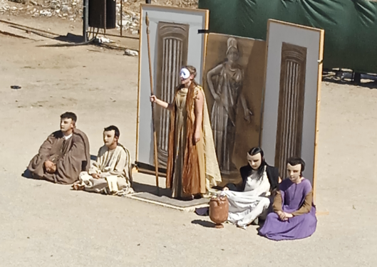 Φωτογραφία 10 - Οι “Ευμενίδες” στο αρχαίο Θέατρο του Δίου 