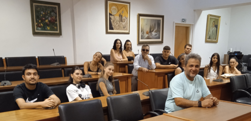 Φωτογραφία 22 - Οι “Ευμενίδες” στο αρχαίο Θέατρο του Δίου 