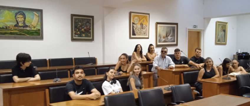 Φωτογραφία 24 - Οι “Ευμενίδες” στο αρχαίο Θέατρο του Δίου 