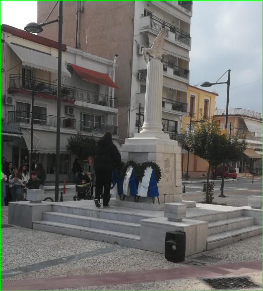 Τιμώντας την εξέγερση του Πολυτεχνείου
