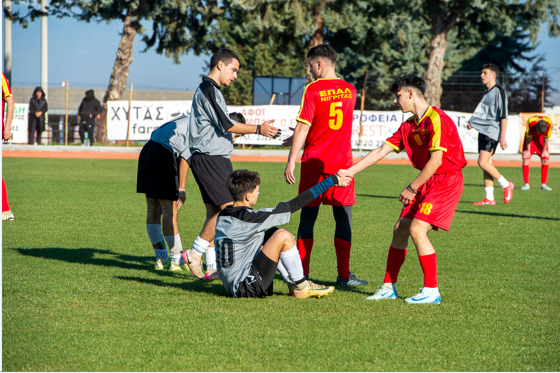 Φωτογραφία 3 - Το Γενικό Λύκειο Νιγρίτας συμμετέχει στο σχολικό πρωτάθλημα ποδοσφαίρου